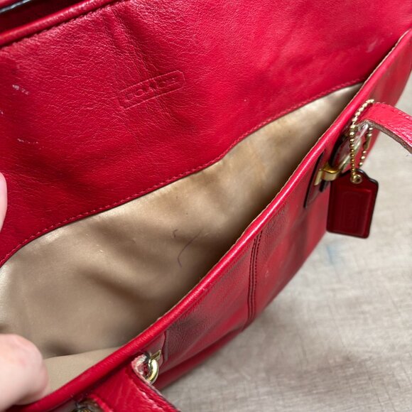 Vtg Coach Taylor Red Leather Purse - Picture 10 of 16